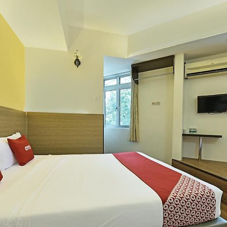 Super Oyo 44036 Hotel De Perdana Hill Batu Pahat Extérieur photo