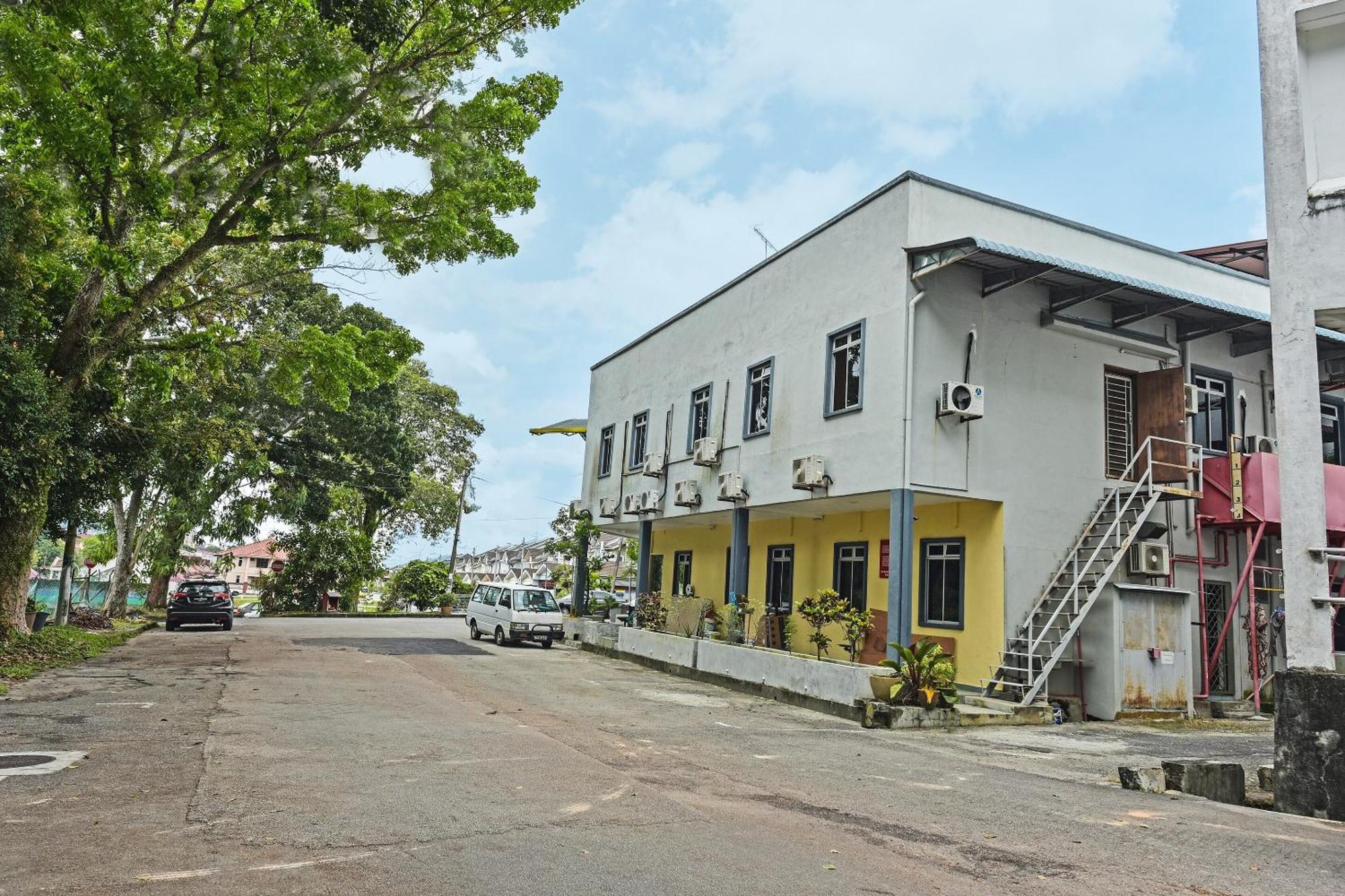 Super Oyo 44036 Hotel De Perdana Hill Batu Pahat Extérieur photo